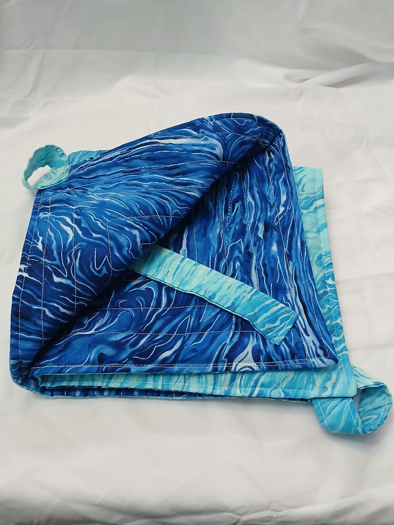 Blue Casserole Carrier
