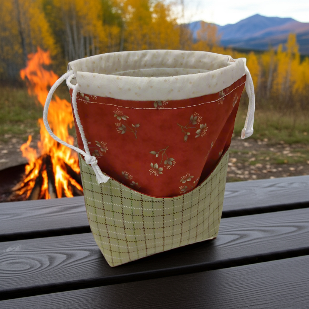Red Green Pouch