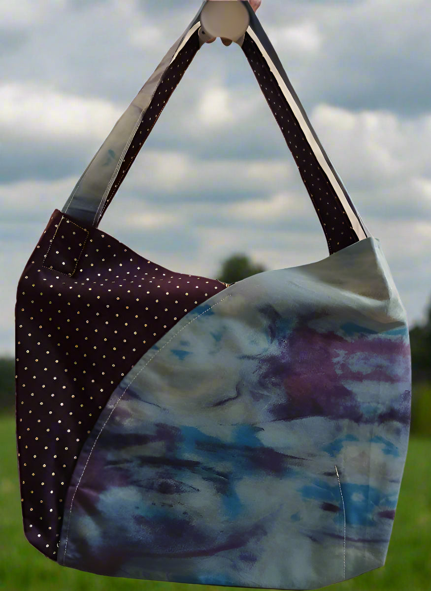 Sea and plum tote